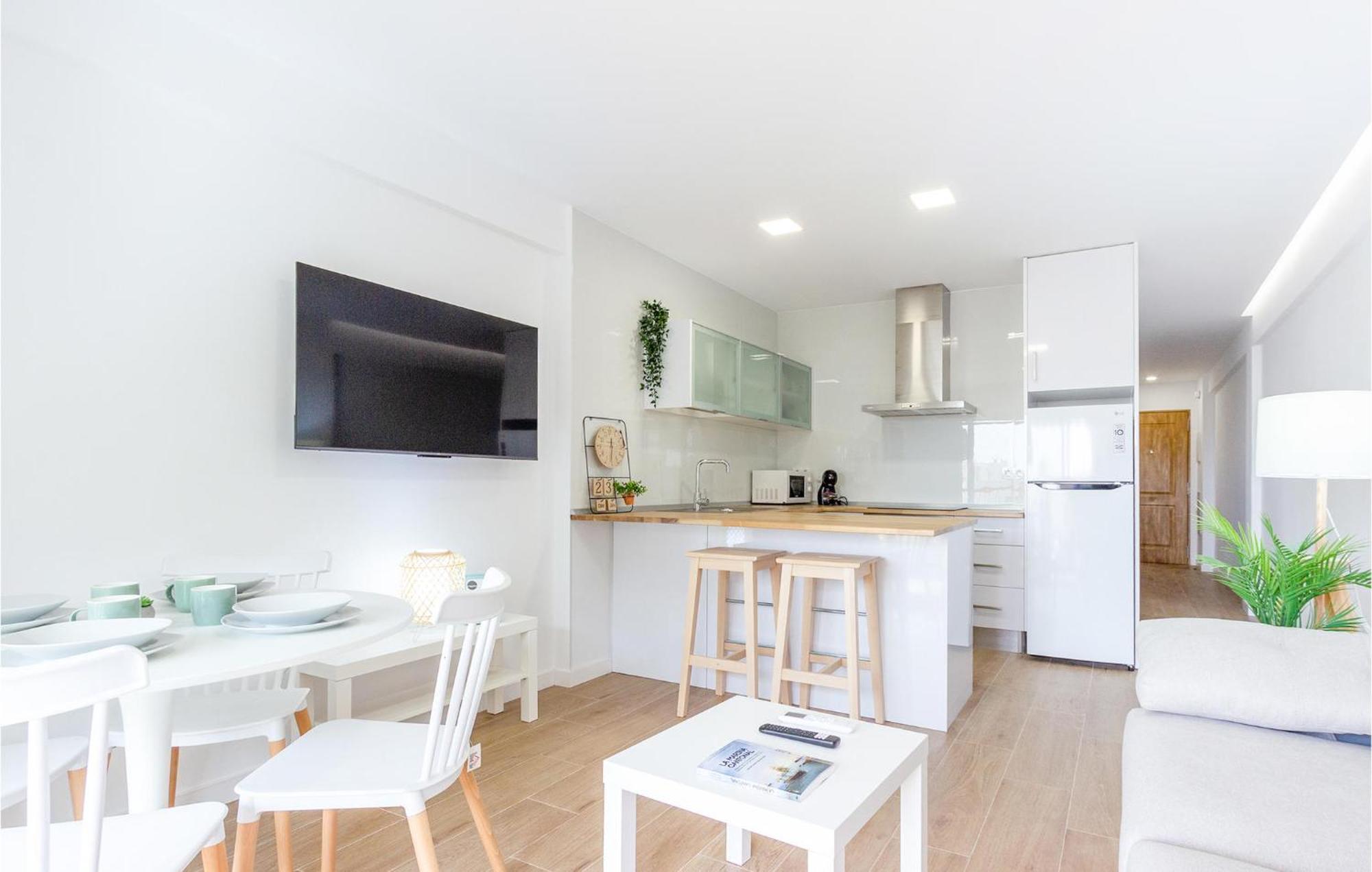 Lovely Apartment In Santa Pola With Kitchen Exteriör bild