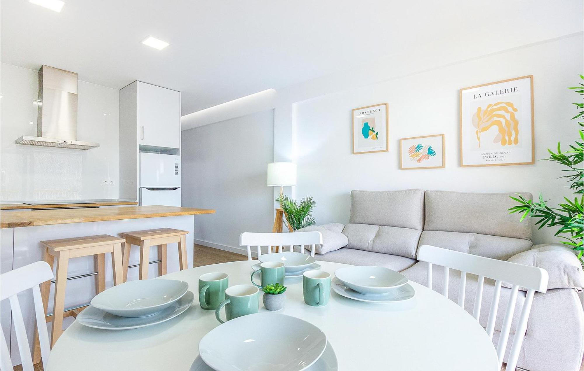 Lovely Apartment In Santa Pola With Kitchen Exteriör bild